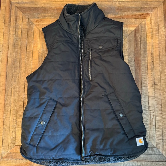 Carhartt Jackets & Blazers - Ladies reversible Carhartt utility vest